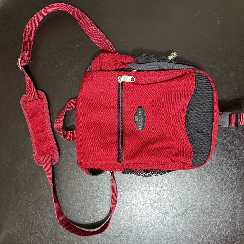 Ricardo Beverly Hills Maroon Crossbody Travel Organizer Bag - stuck side zipper